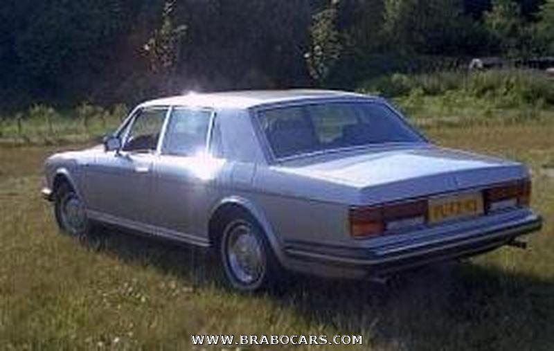 Rolls-Royce Silver Spirit