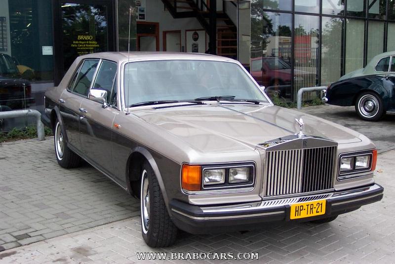 Rolls-Royce Silver Spirit