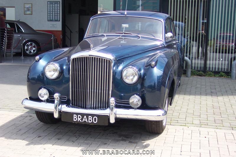 Bentley S2