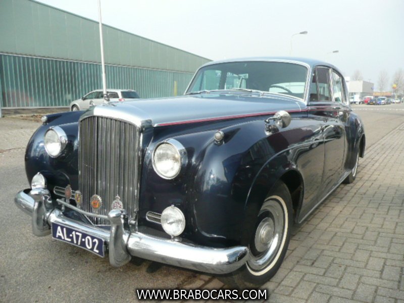 Bentley S1
