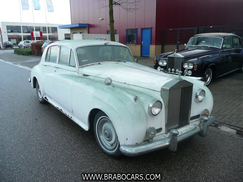 Bentley S1