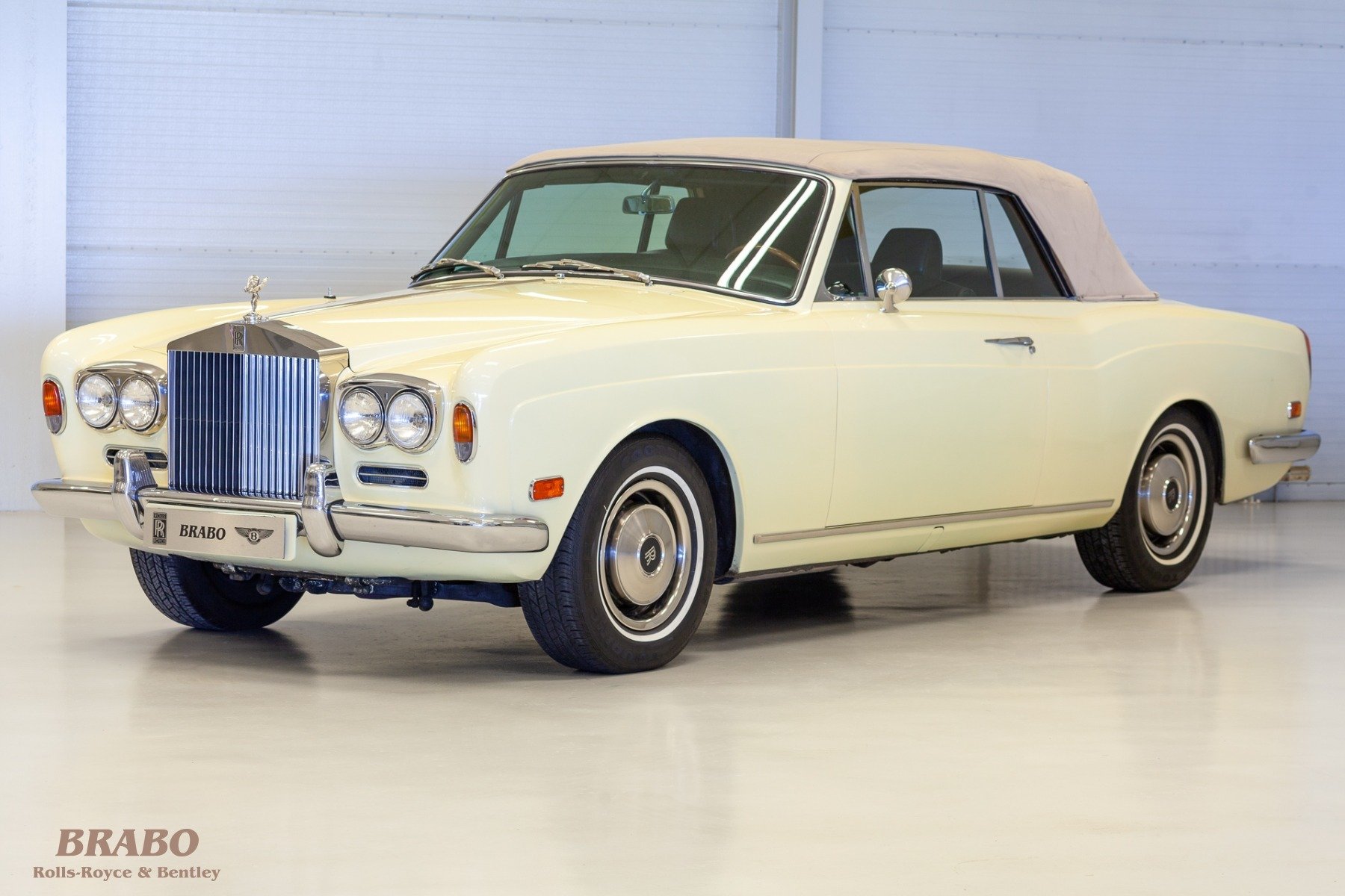 Rolls-Royce Corniche MPW 1971 Chrome Yellow