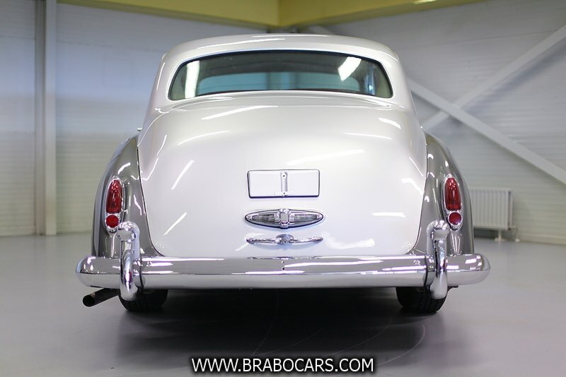 Rolls-Royce Silver Cloud II