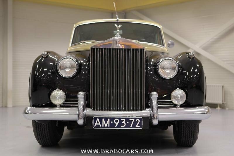 Rolls-Royce Silver Cloud II