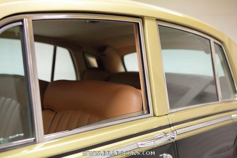 Rolls-Royce Silver Cloud II