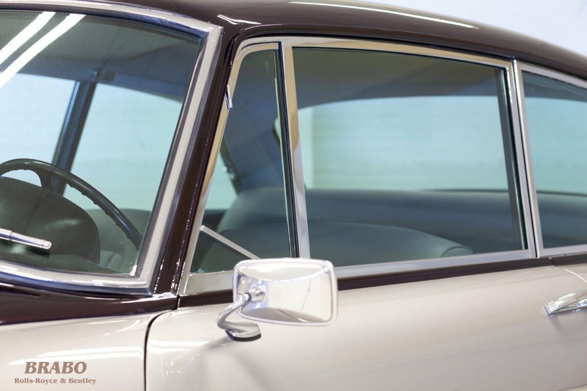 Rolls-Royce Silver Cloud III 2-door saloon 