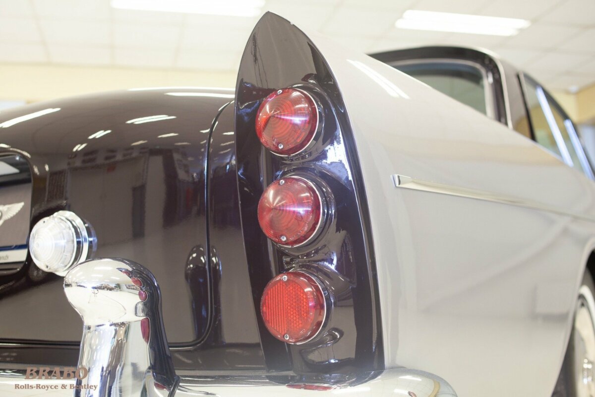 Rolls-Royce Silver Cloud III 2-door saloon 