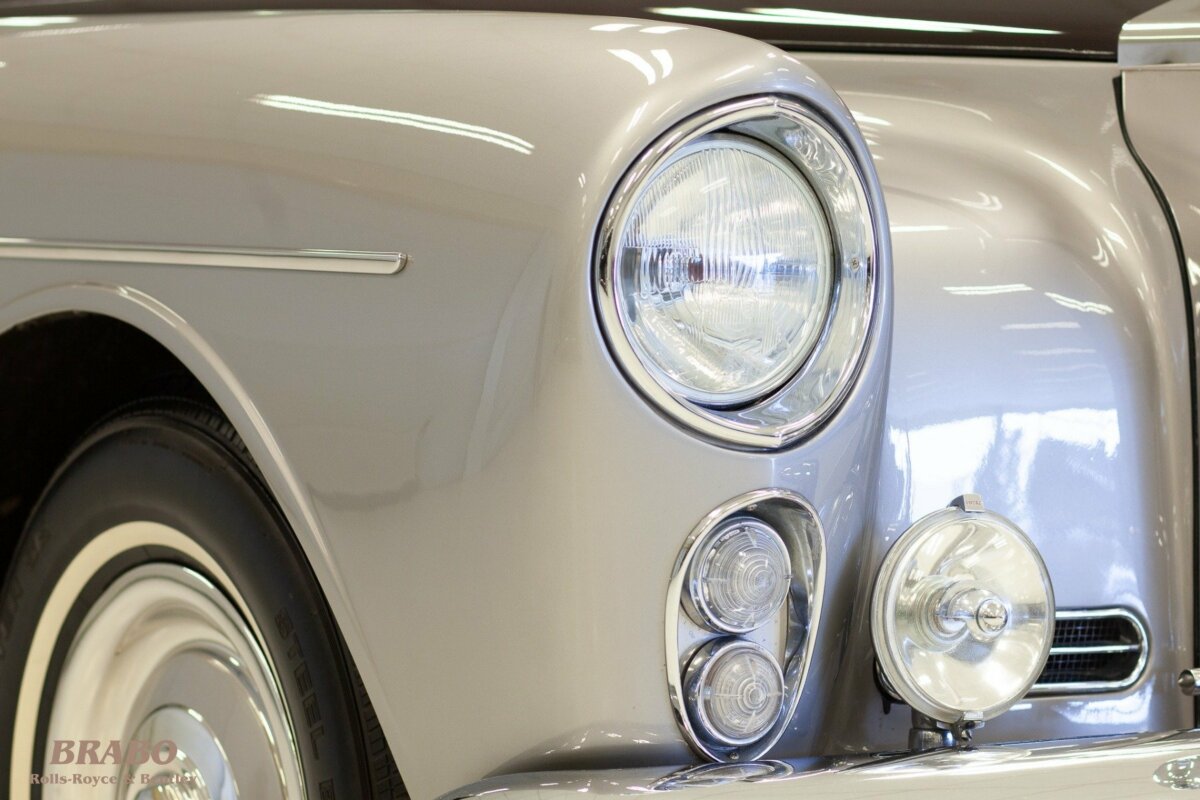 Rolls-Royce Silver Cloud III 2-door saloon 
