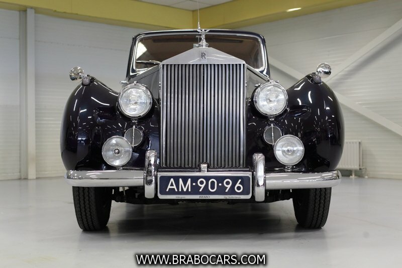 Rolls-Royce Silver Dawn