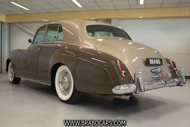 Rolls-Royce Silver Cloud II