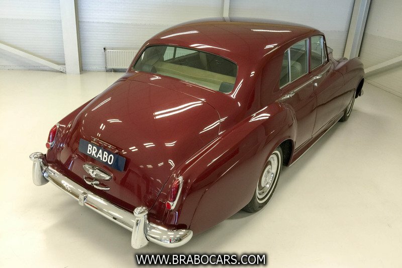 Rolls-Royce Silver Cloud II