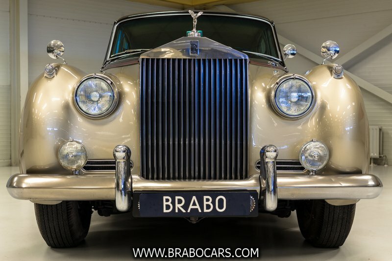Rolls-Royce Silver Cloud II