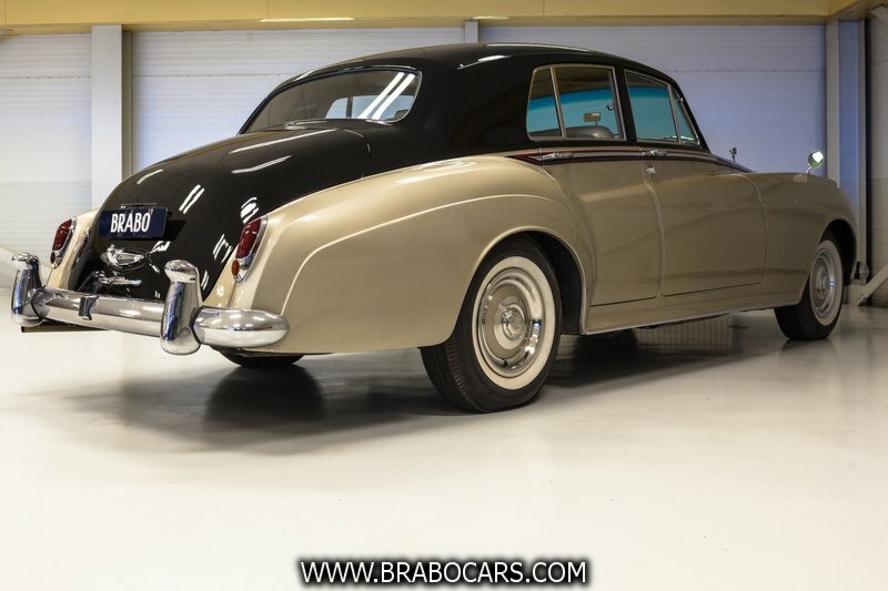 Rolls-Royce Silver Cloud II