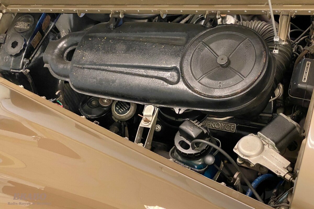 Rolls-Royce Silver Cloud II LHD Sand over Sable