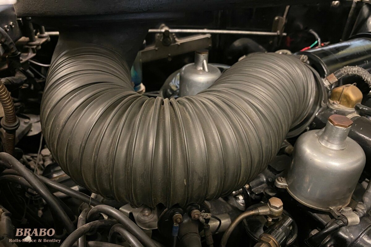 Rolls-Royce Silver Cloud II LHD Sand over Sable