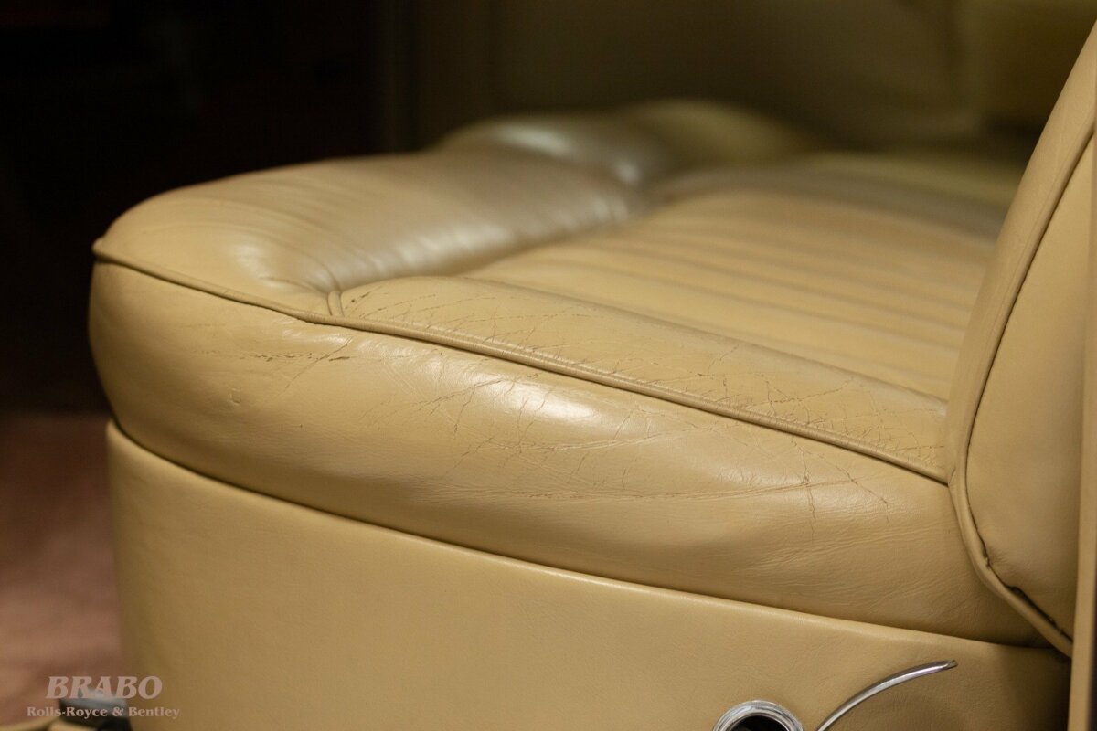 Rolls-Royce Silver Cloud II LHD Sand over Sable
