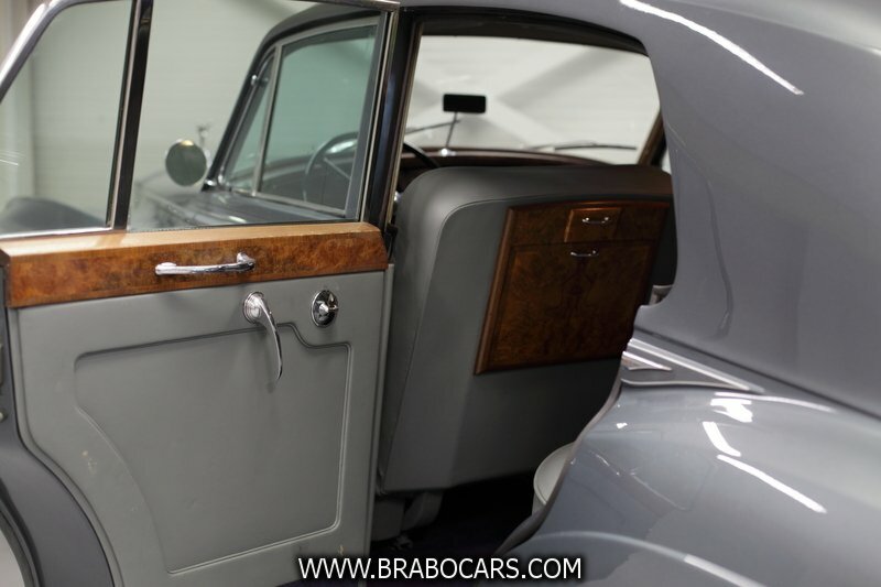 Rolls-Royce Silver Cloud II