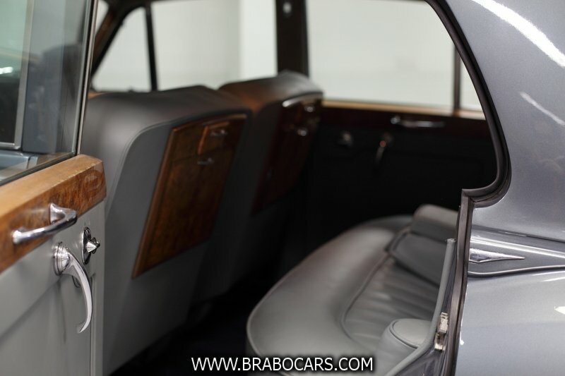 Rolls-Royce Silver Cloud II