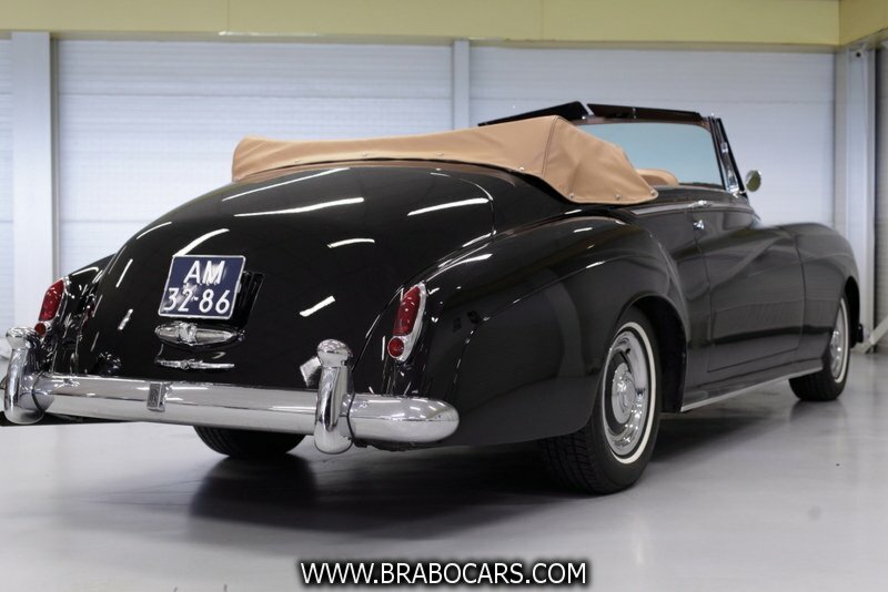 Rolls-Royce Silver Cloud II