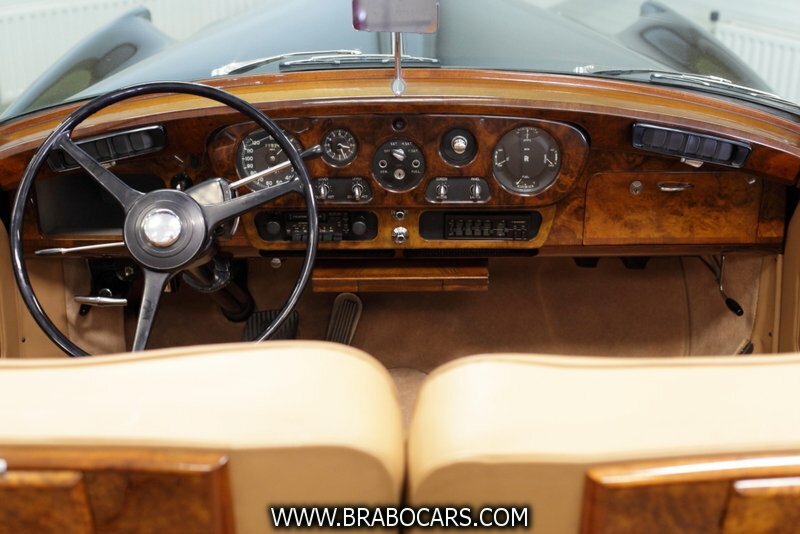 Rolls-Royce Silver Cloud II