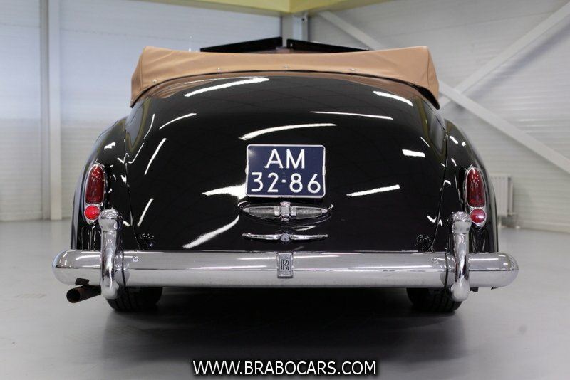 Rolls-Royce Silver Cloud II