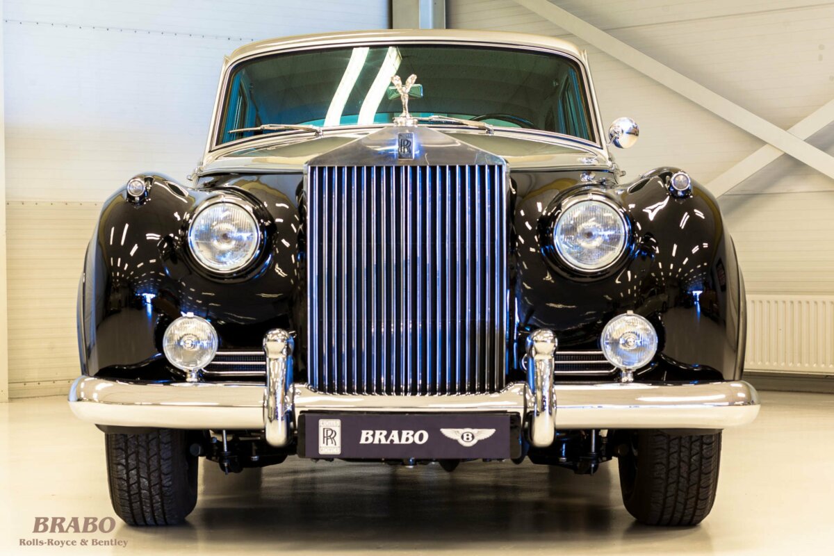 Rolls-Royce Silver Cloud II