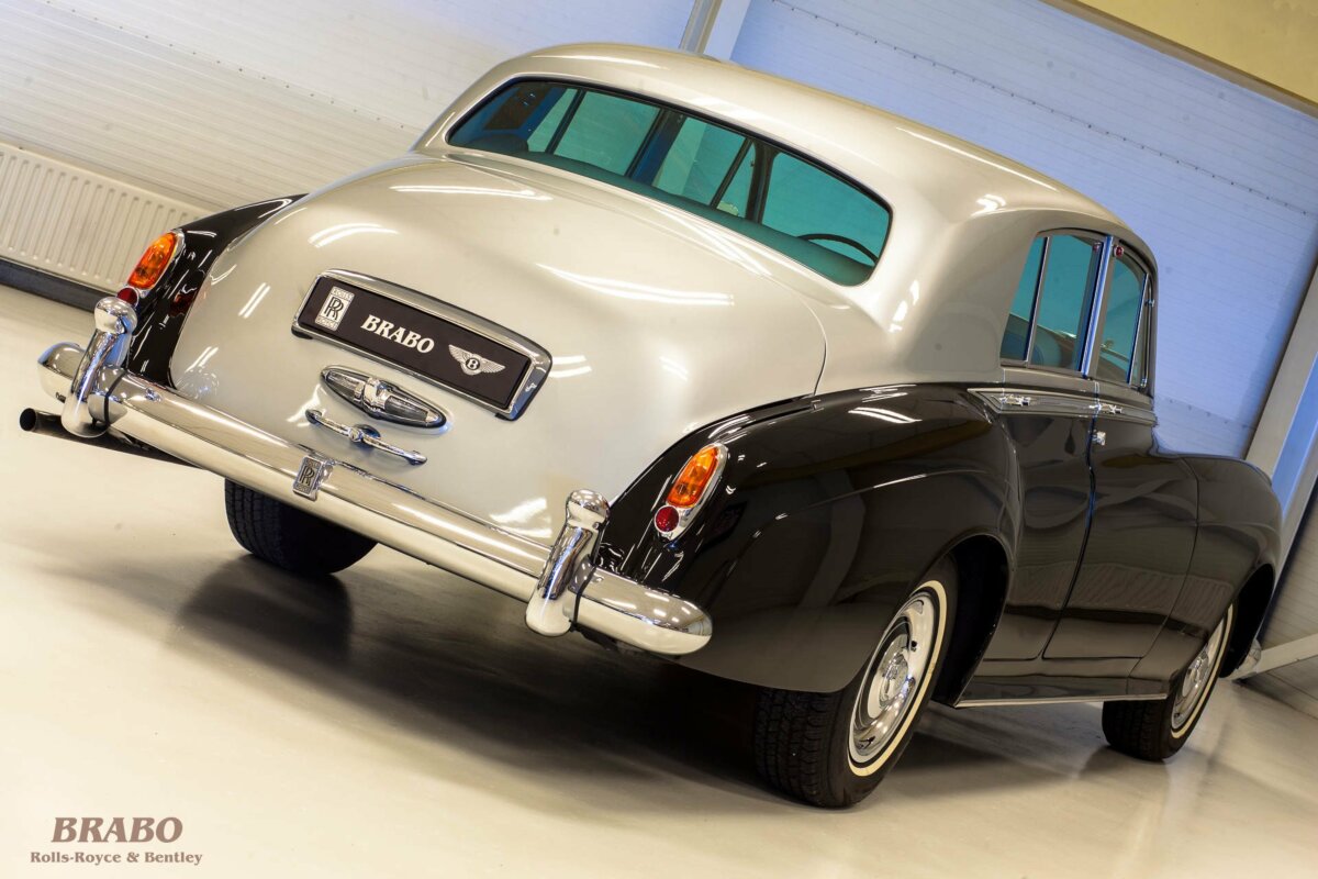 Rolls-Royce Silver Cloud II