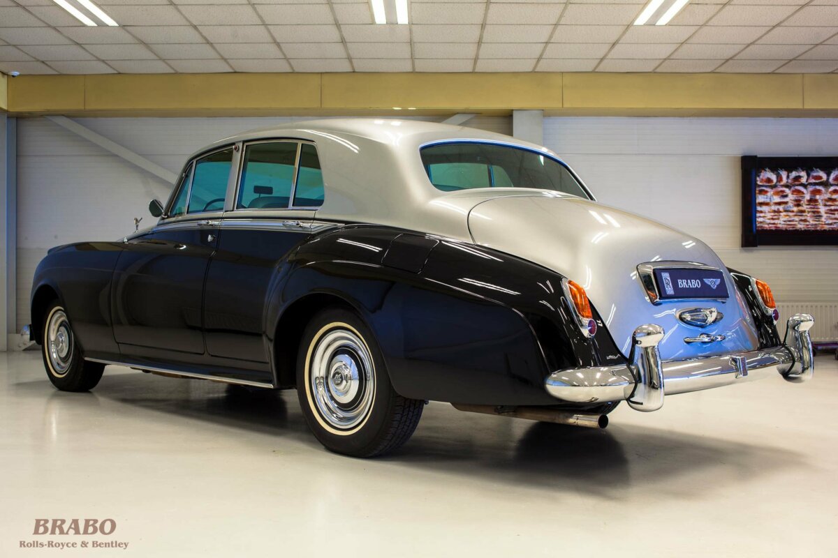 Rolls-Royce Silver Cloud II