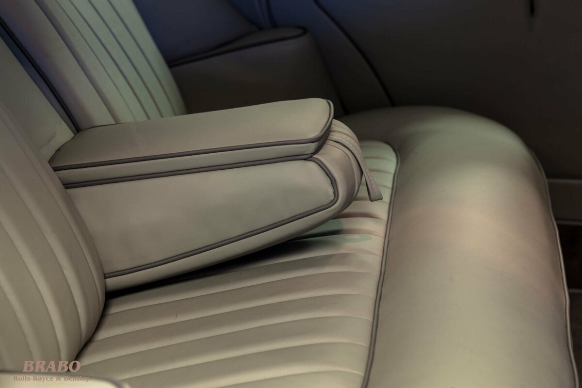 Rolls-Royce Silver Cloud II