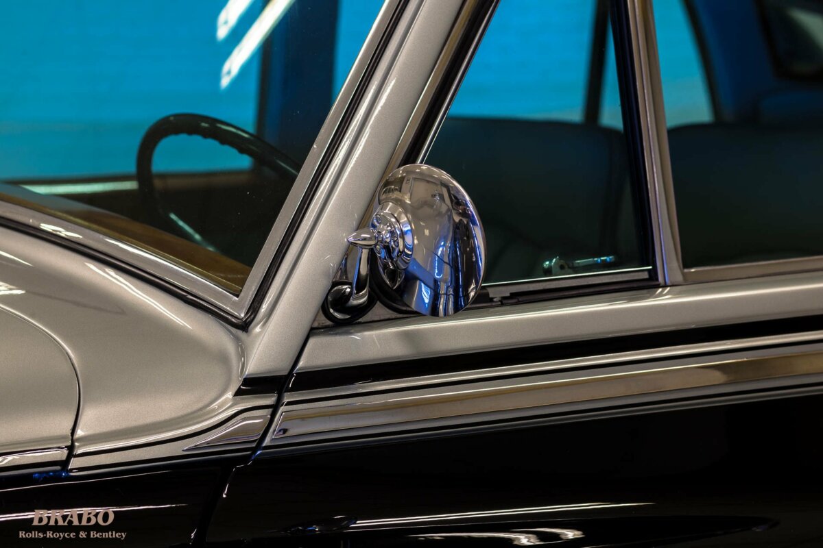 Rolls-Royce Silver Cloud II