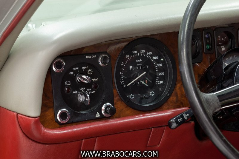 Rolls-Royce Camargue