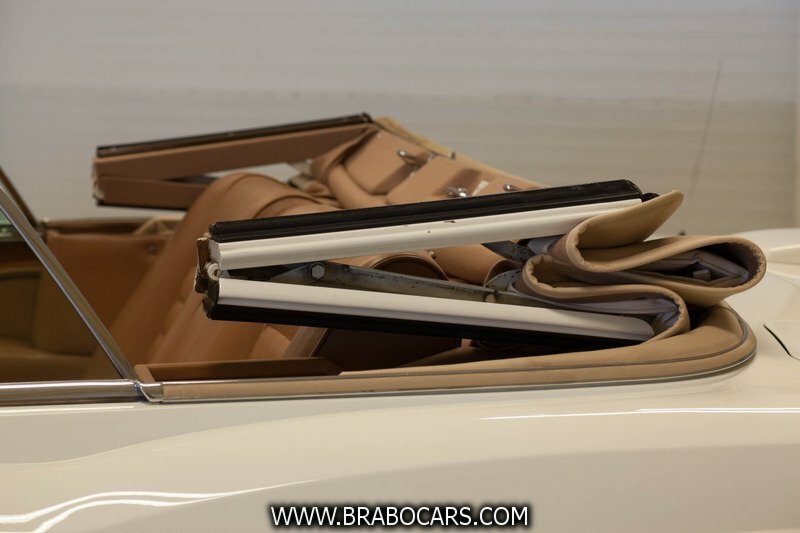 Rolls-Royce Corniche II
