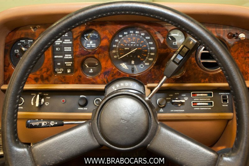 Rolls-Royce Corniche II