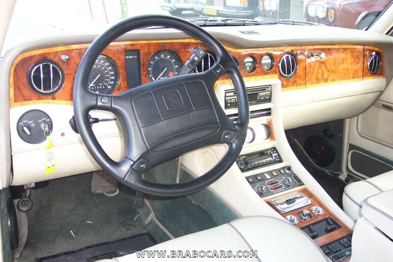 Rolls-Royce Corniche III
