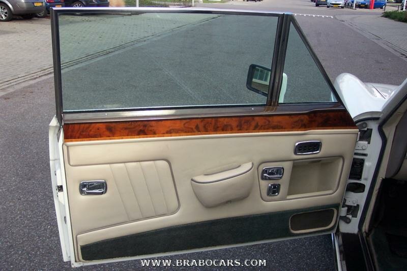 Rolls-Royce Corniche III