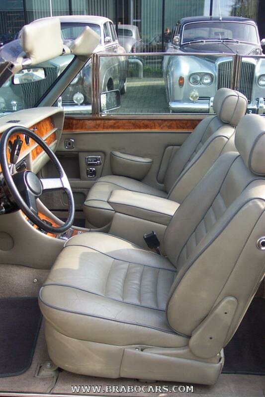 Rolls-Royce Corniche II