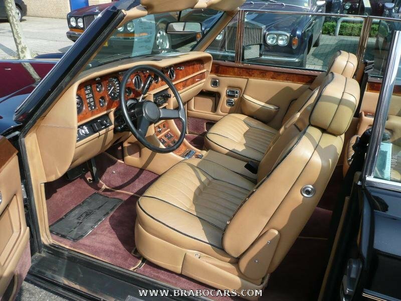 Rolls-Royce Corniche II