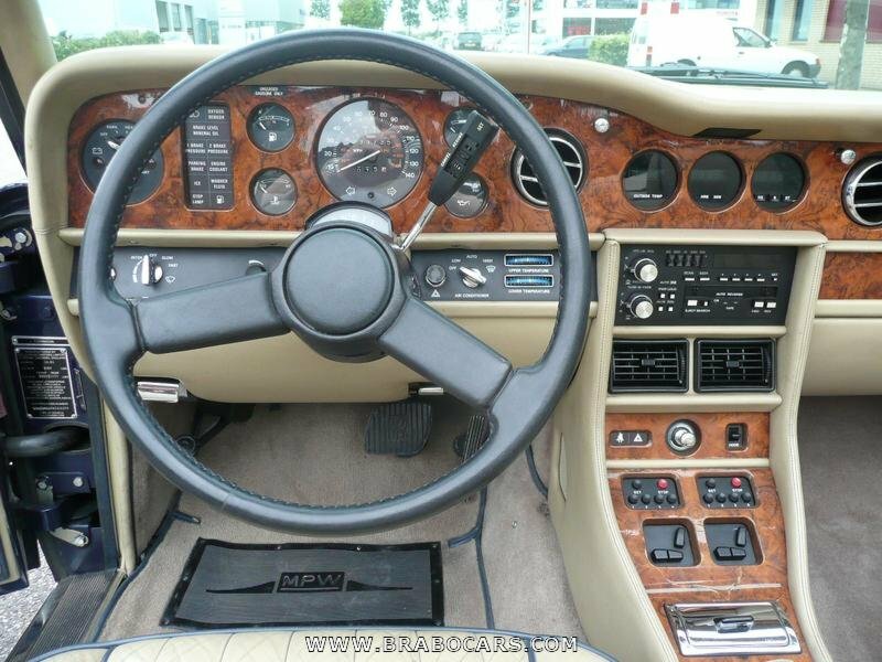 Rolls-Royce Corniche II