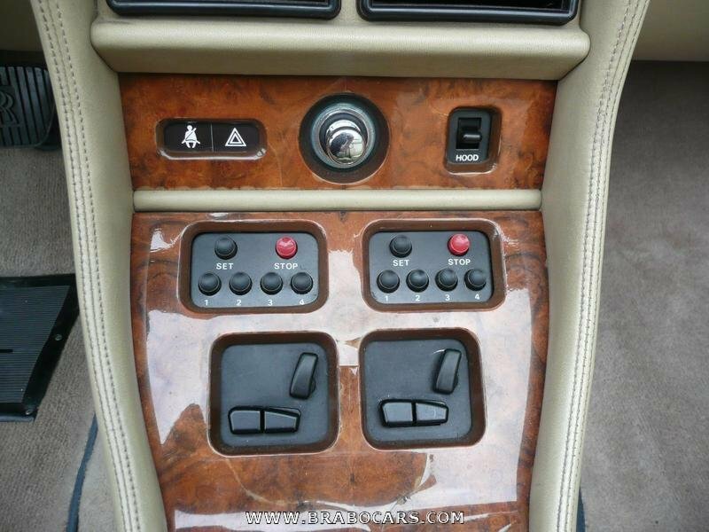 Rolls-Royce Corniche II