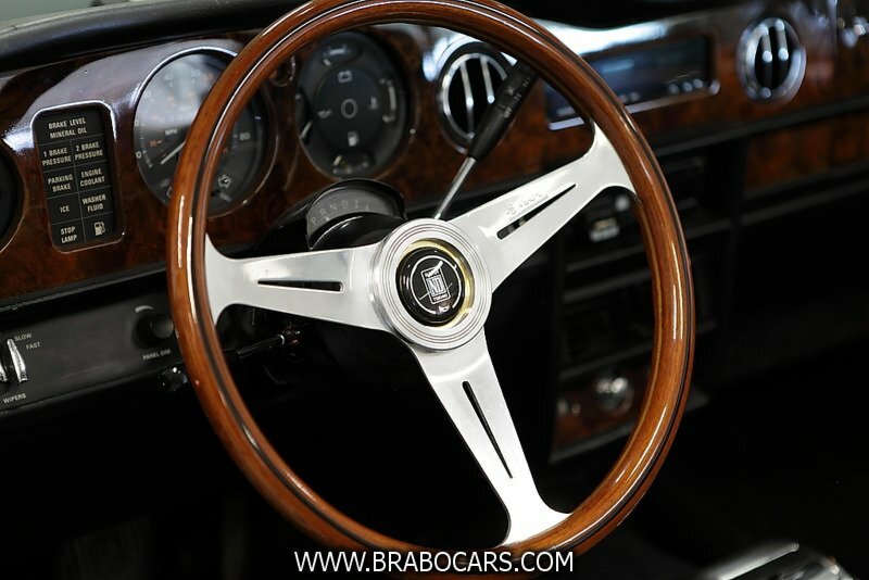 Rolls-Royce Corniche