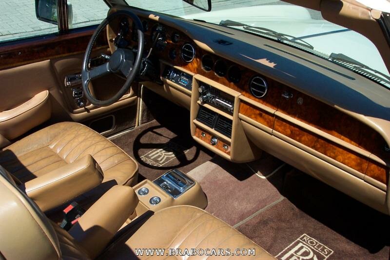 Rolls-Royce Corniche