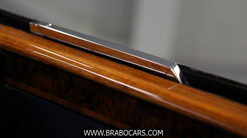 Rolls-Royce Corniche