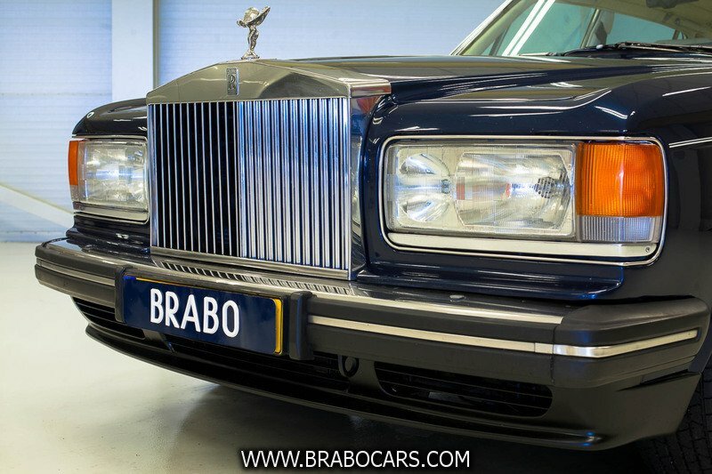 Rolls-Royce Flying Spur