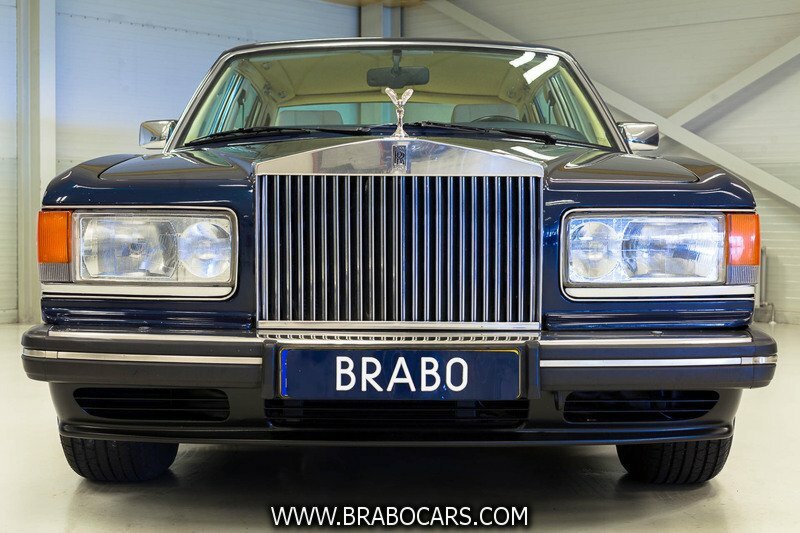 Rolls-Royce Flying Spur