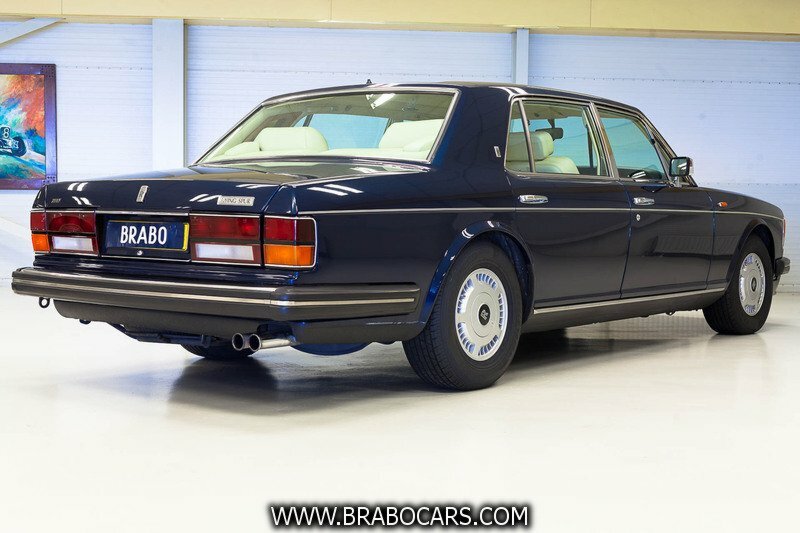 Rolls-Royce Flying Spur