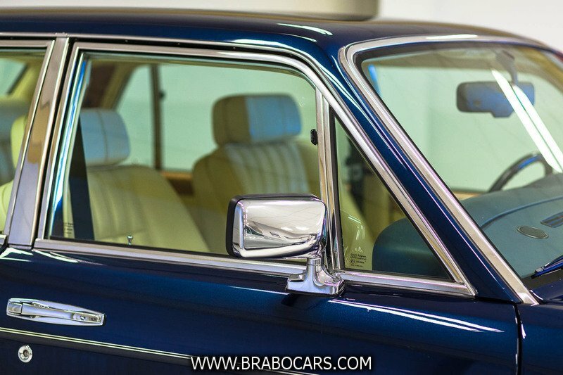 Rolls-Royce Flying Spur