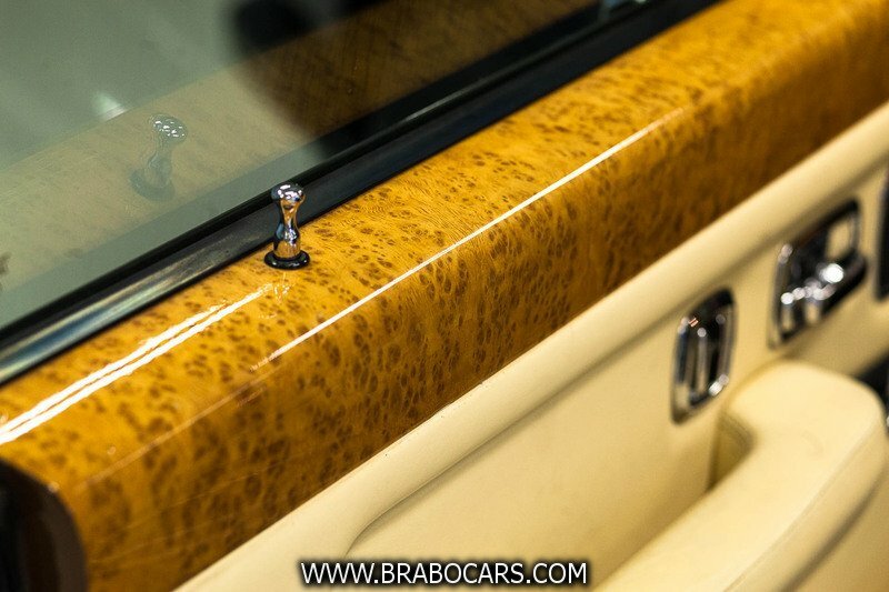 Rolls-Royce Flying Spur