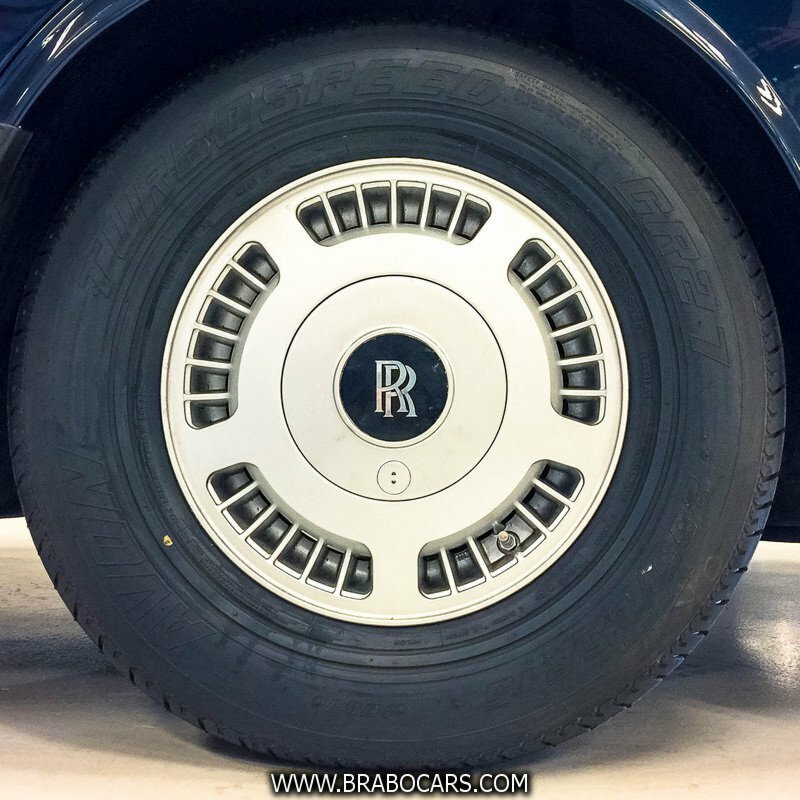 Rolls-Royce Flying Spur