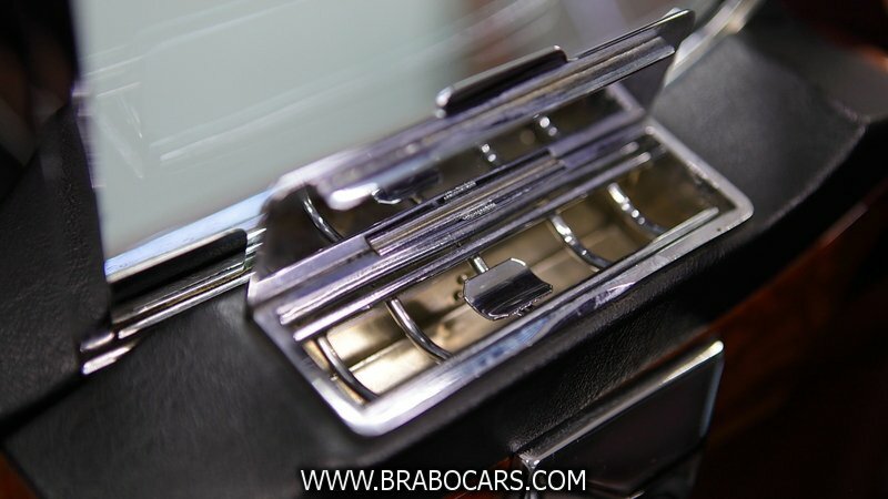 Rolls-Royce Corniche