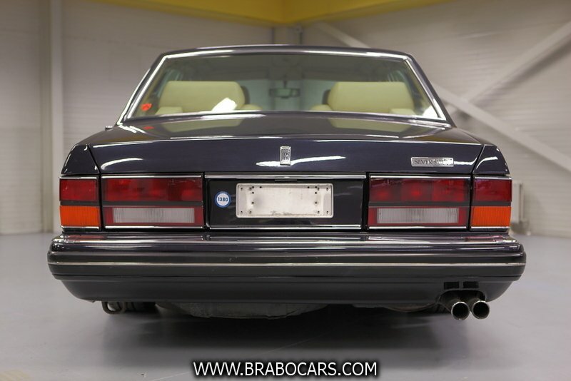Rolls-Royce Silver Spirit